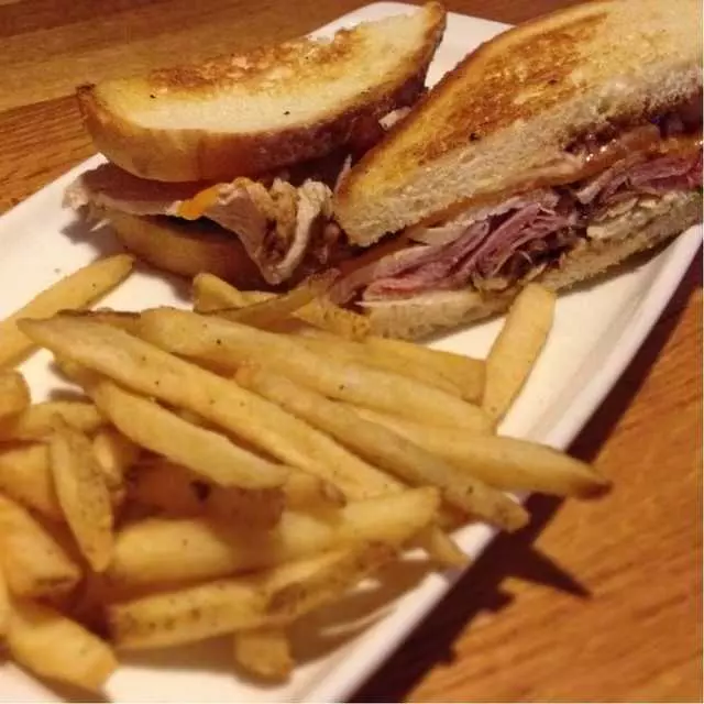 Applebee’s Grill + Bar