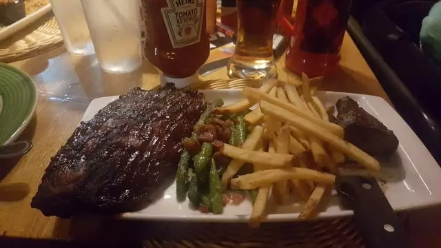 Applebee’s Grill + Bar